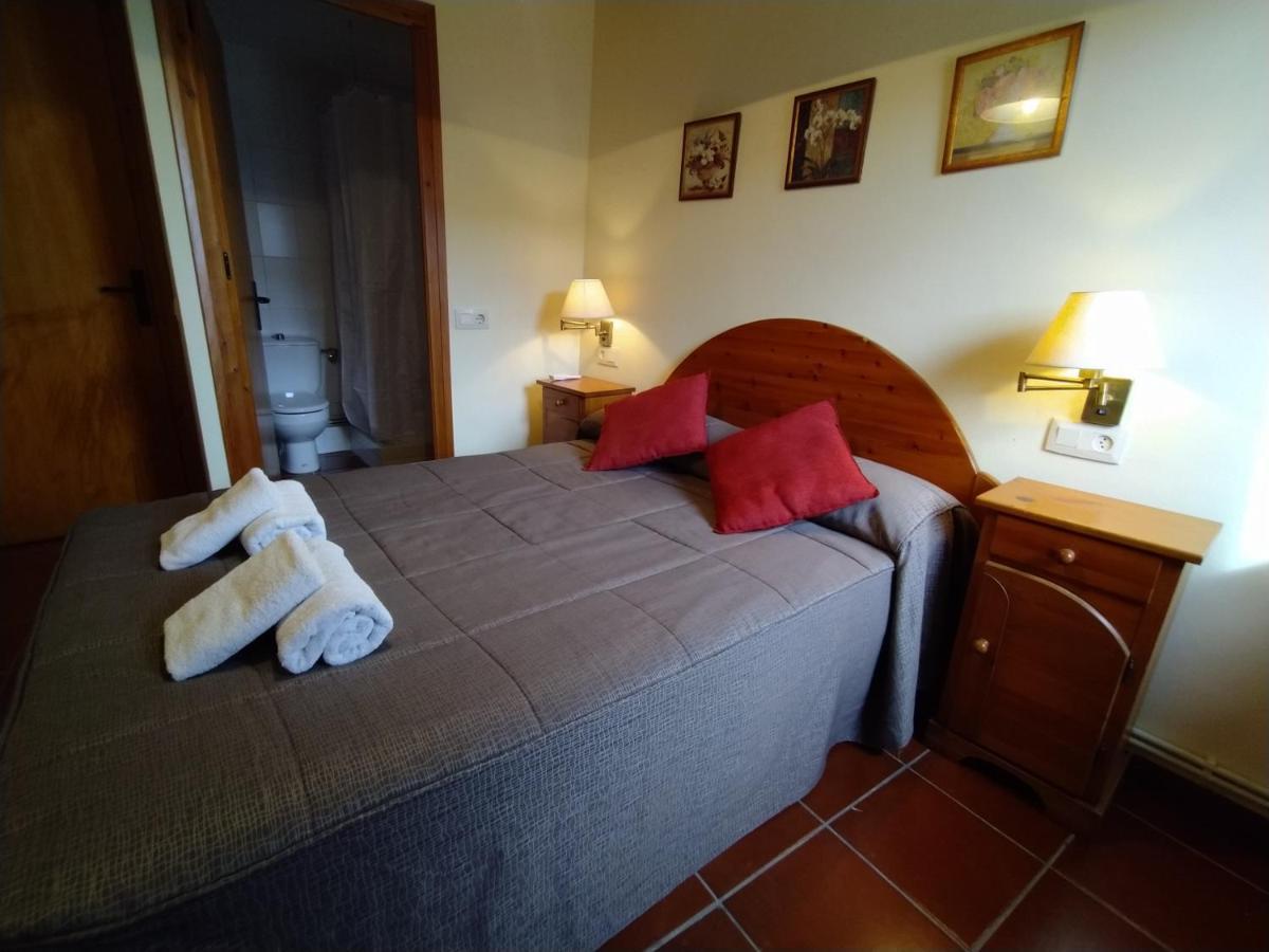 Hôtel Centre del Montsec à Llimiana Extérieur photo